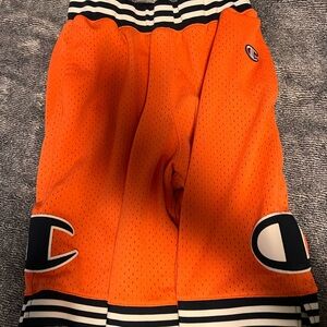 Champion men’s athletic shorts size medium